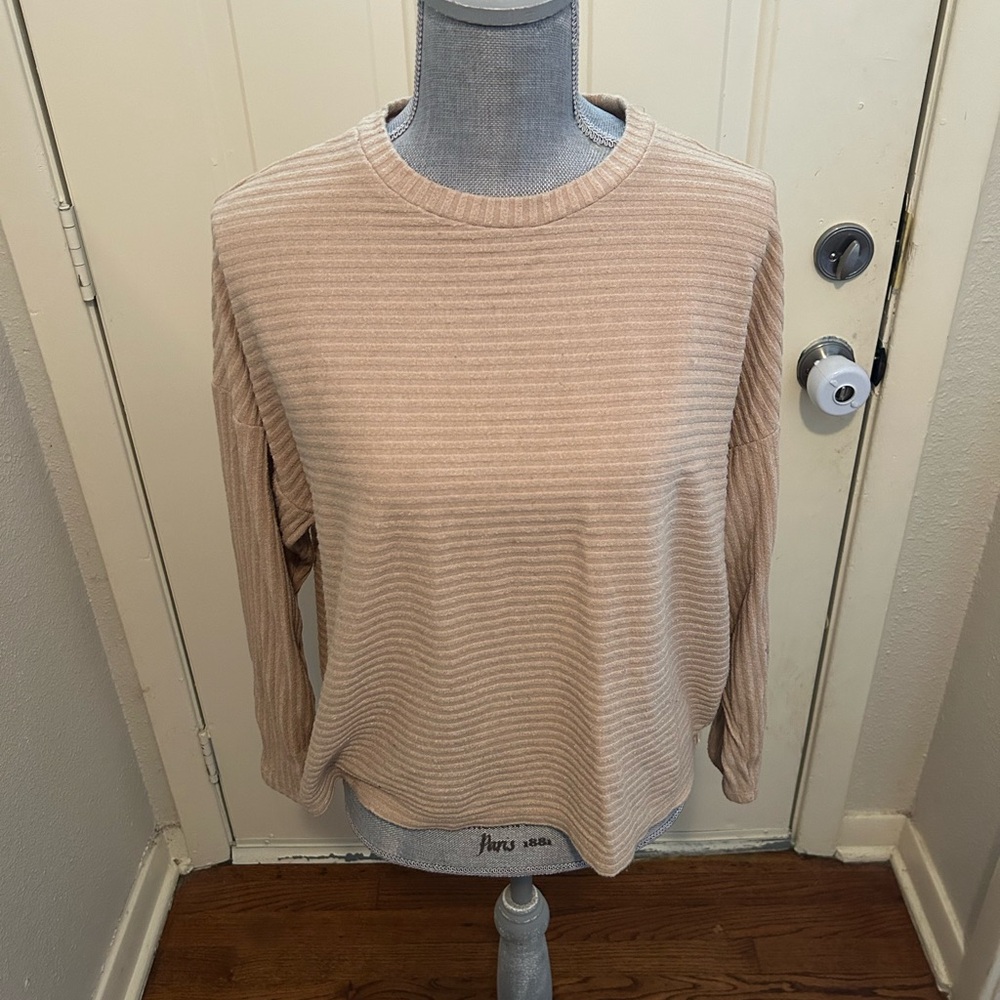 Forever 21 Tan Knit Crop Sweater Small